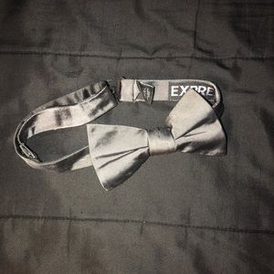 Express Men’s Bowtie- Grey 046
